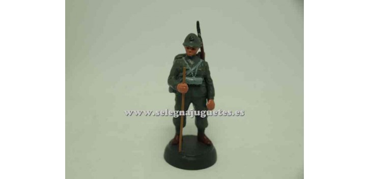 SOLDADO PLOMO ALMIRALL 050