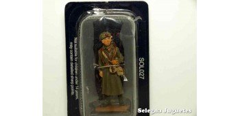 9 figuras soldados del siglo XX