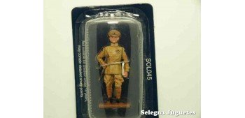 Lote 8 figuras soldados del siglo XX